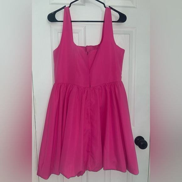 Pink bubble dress - Picture 3 of 7